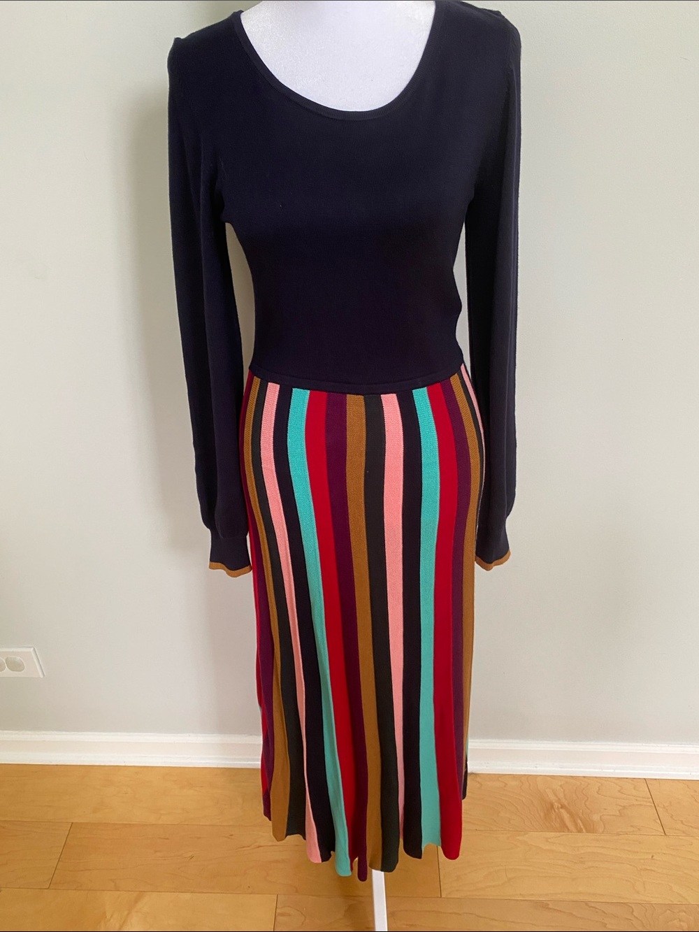 Boden dress navy knit  Top with fit & flair striped rainbow skirt Stunning